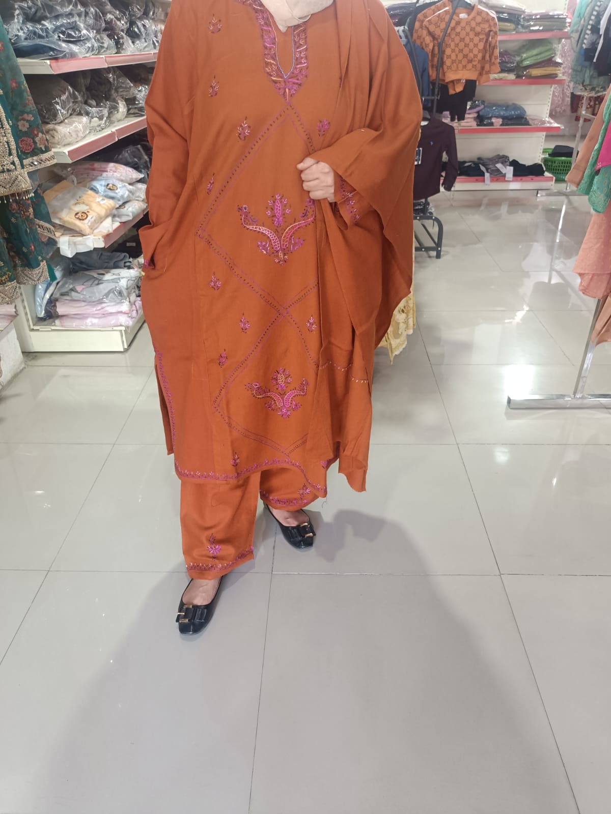 Ladies stitched pheran sets